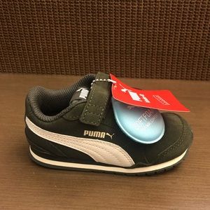 💥New 💥 Toddler PUMA ST Runner v2